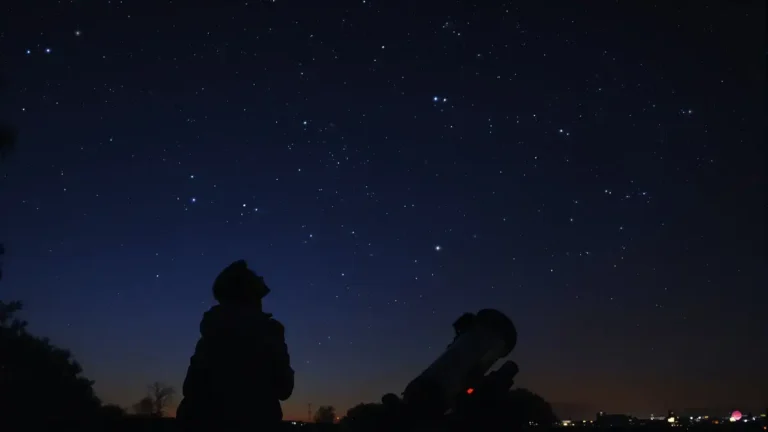 Experts zijn het eens: de snelle uitzetting van het universum spreekt gevestigde overtuigingen tegen en kan ons begrip van de fysica verstoren